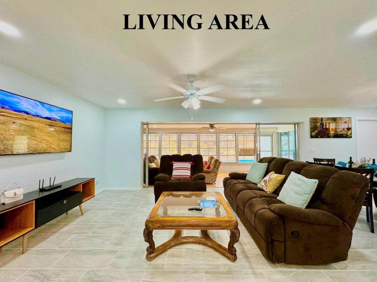 Holiday home Family Fun-prime Location Heated Pool Sleeps10