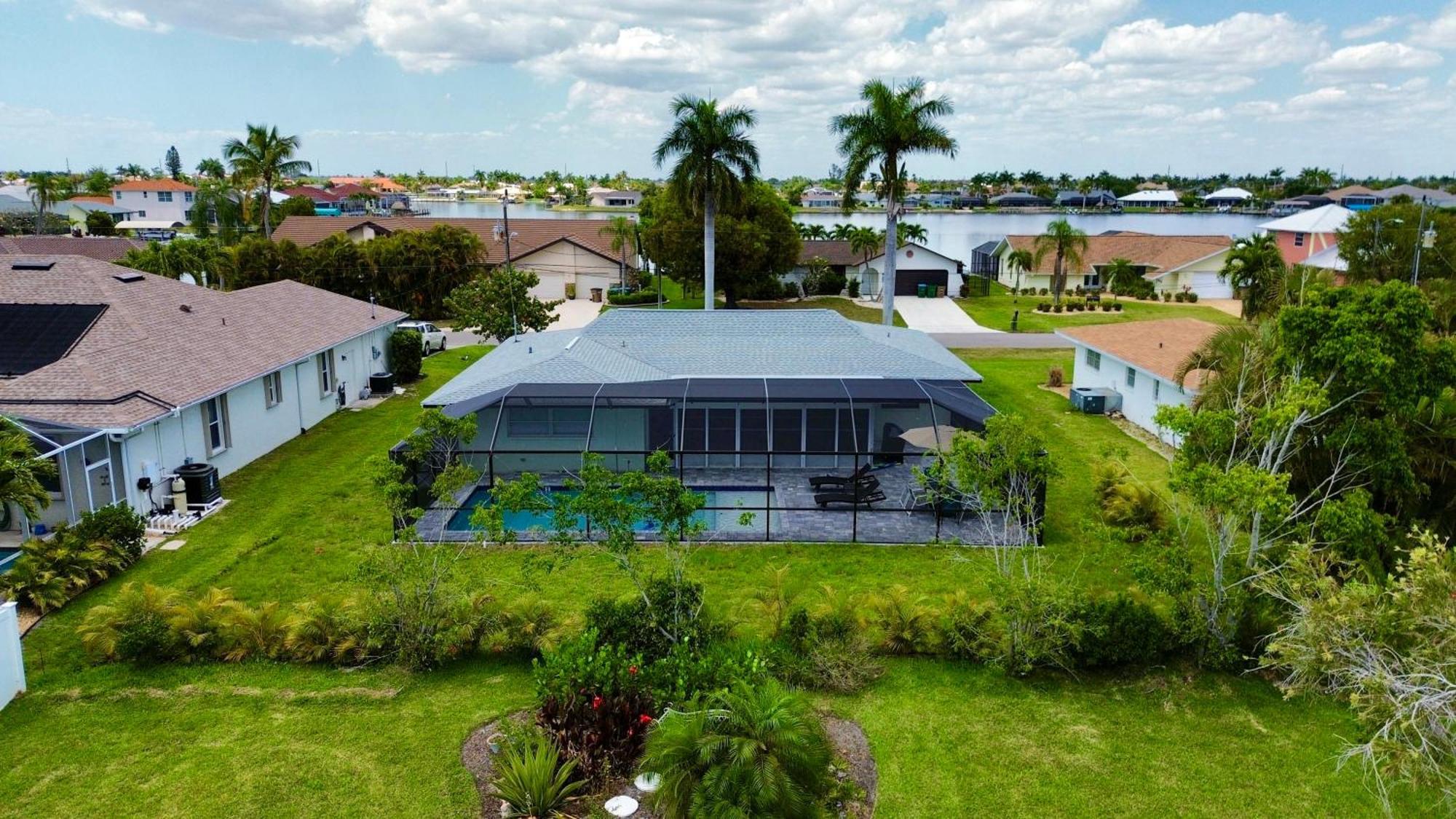 Family Fun-prime Location Heated Pool Sleeps10